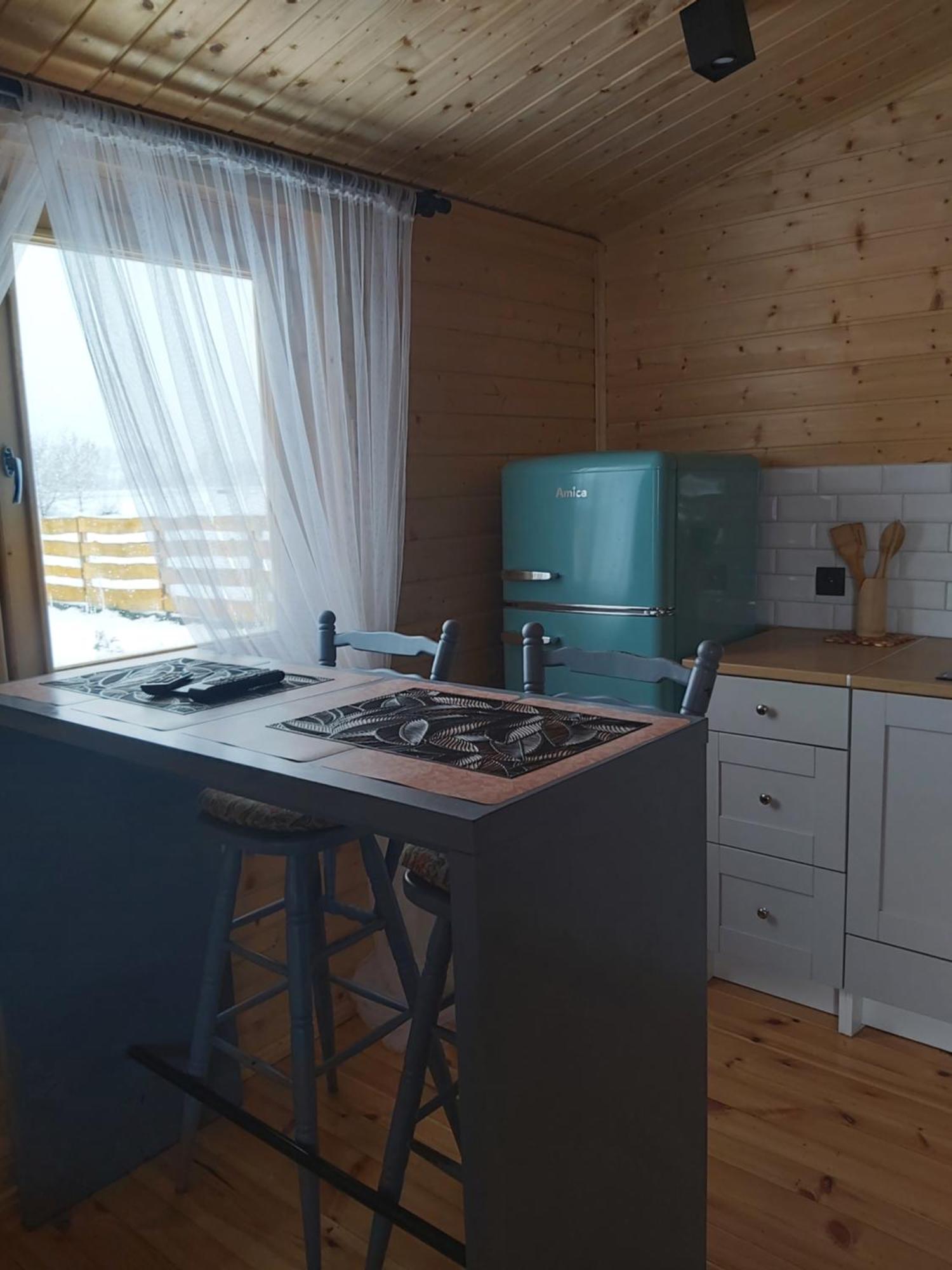 Drewniany Zakatek Z Sauna I Jacuzzi * Jadow