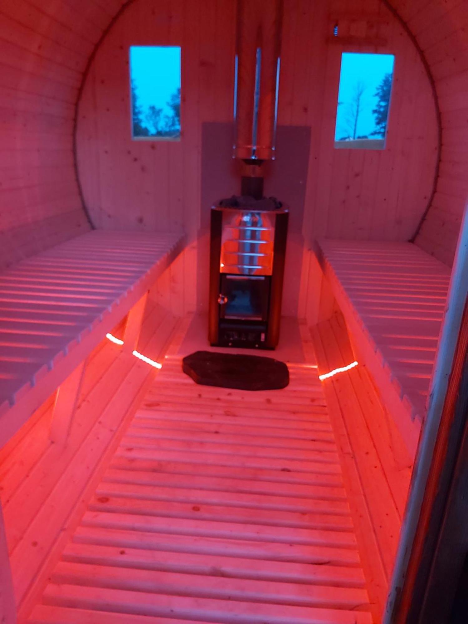 Holiday home Drewniany Zakatek Z Sauna I Jacuzzi Jadow
