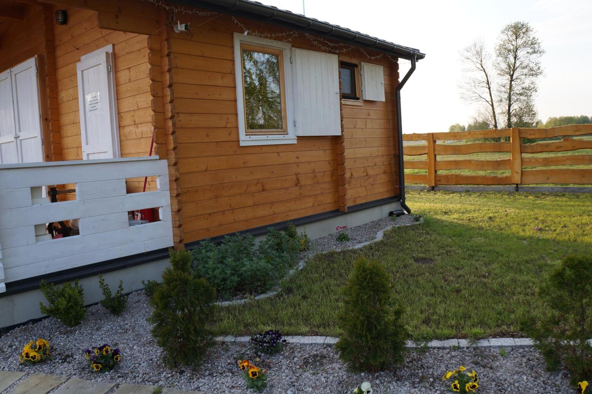 Drewniany Zakatek Z Sauna I Jacuzzi
